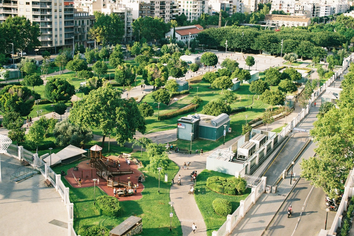 Nature-based Solutions 4.: Green Infrastructure in the Service of Clean Air